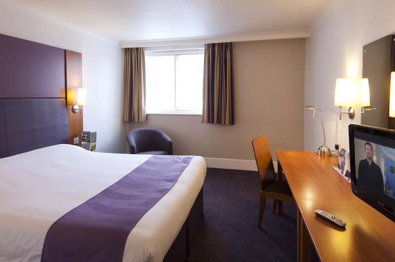 Premier Inn Hayle Exterior photo