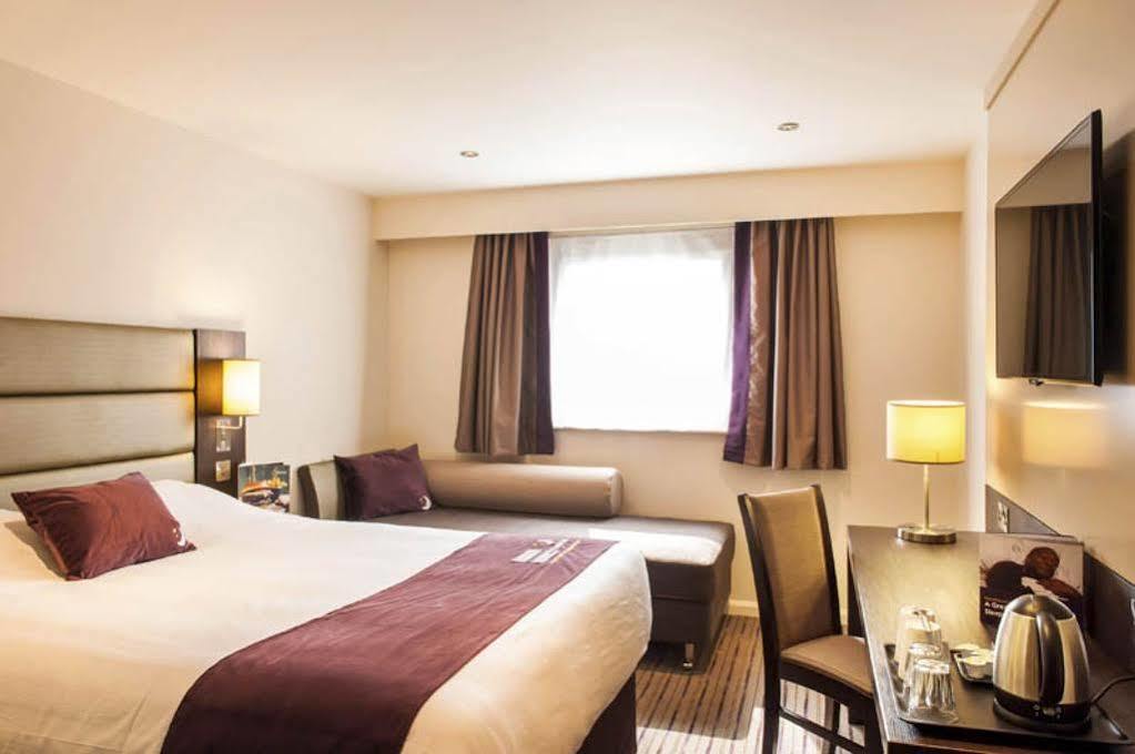 Premier Inn Hayle Exterior photo
